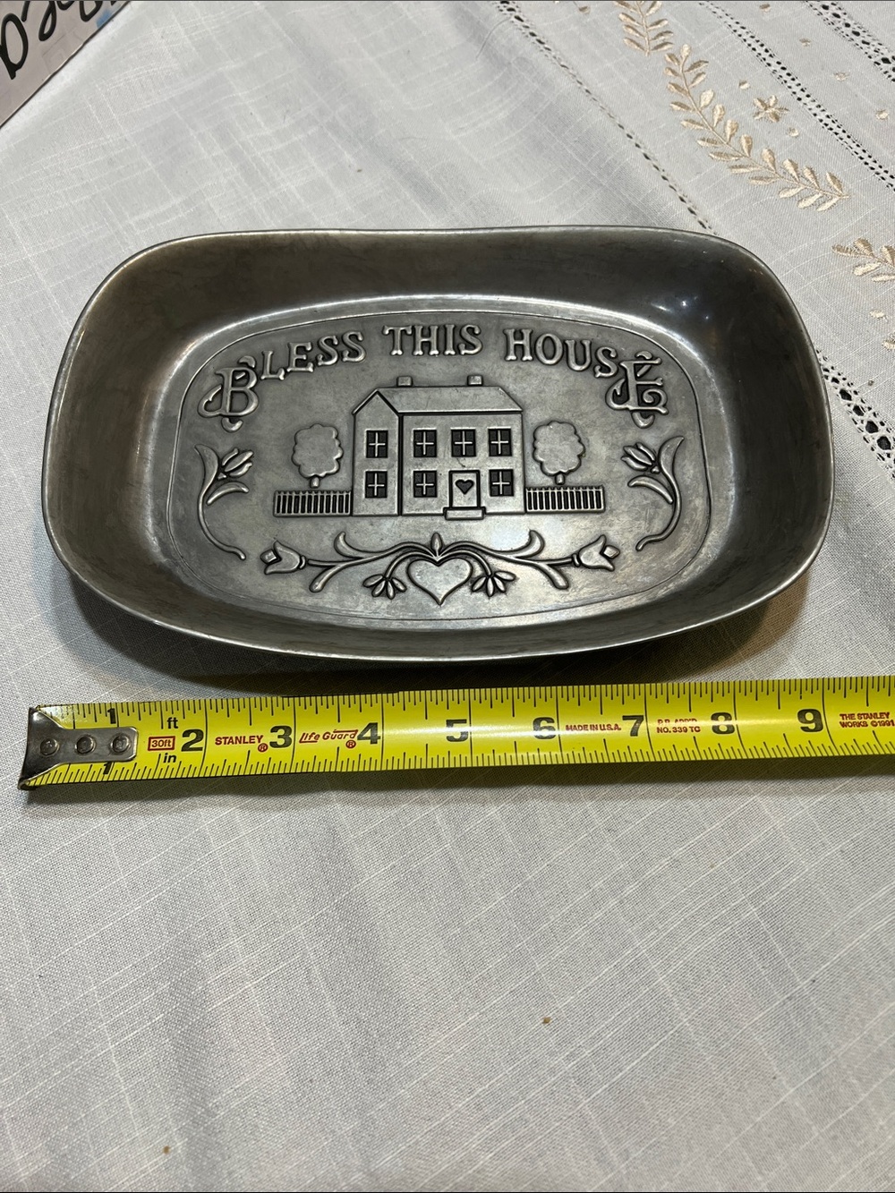 Vintage Wilton Pewter-Tone Molded Baking Pan - Gray Finish - Picture 5 of 6